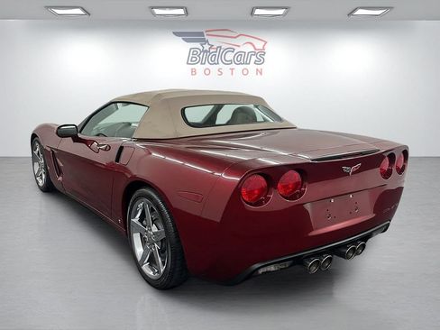 Used 2007 Chevrolet Corvette Convertible w/ Preferred Equipment Group RWD image 6