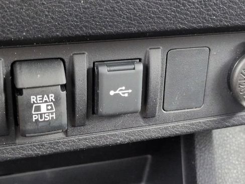 Certified 2022 Toyota Tacoma SR5 w/ Technology Package RWD image 21