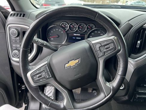 Used 2022 Chevrolet Silverado 2500 LT w/ Convenience Package image 29