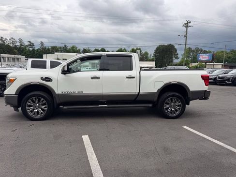 Used 2017 Nissan Titan Platinum Reserve AWD/4WD image 7