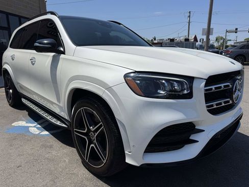 Used 2021 Mercedes-Benz GLS 580 4MATIC image 3