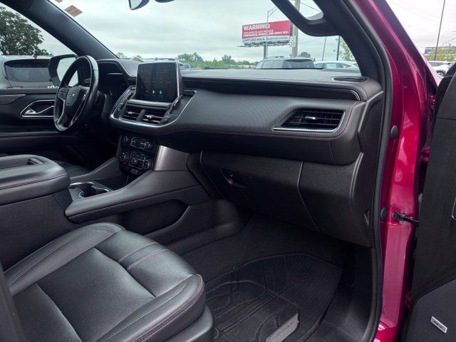 Used 2022 Chevrolet Suburban RST w/ Luxury Package AWD/4WD image 61