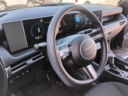 Used 2025 Hyundai Tucson SEL image 13