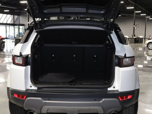 Used 2018 Land Rover Range Rover Evoque SE AWD/4WD image 30