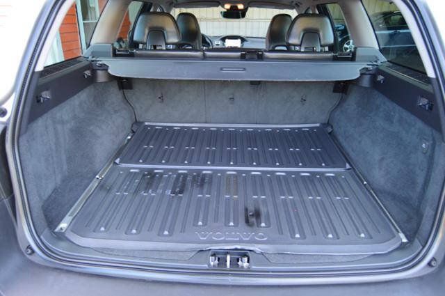 Used 2016 Volvo XC70 T5 Premier w/ Proximity Package FWD image 38