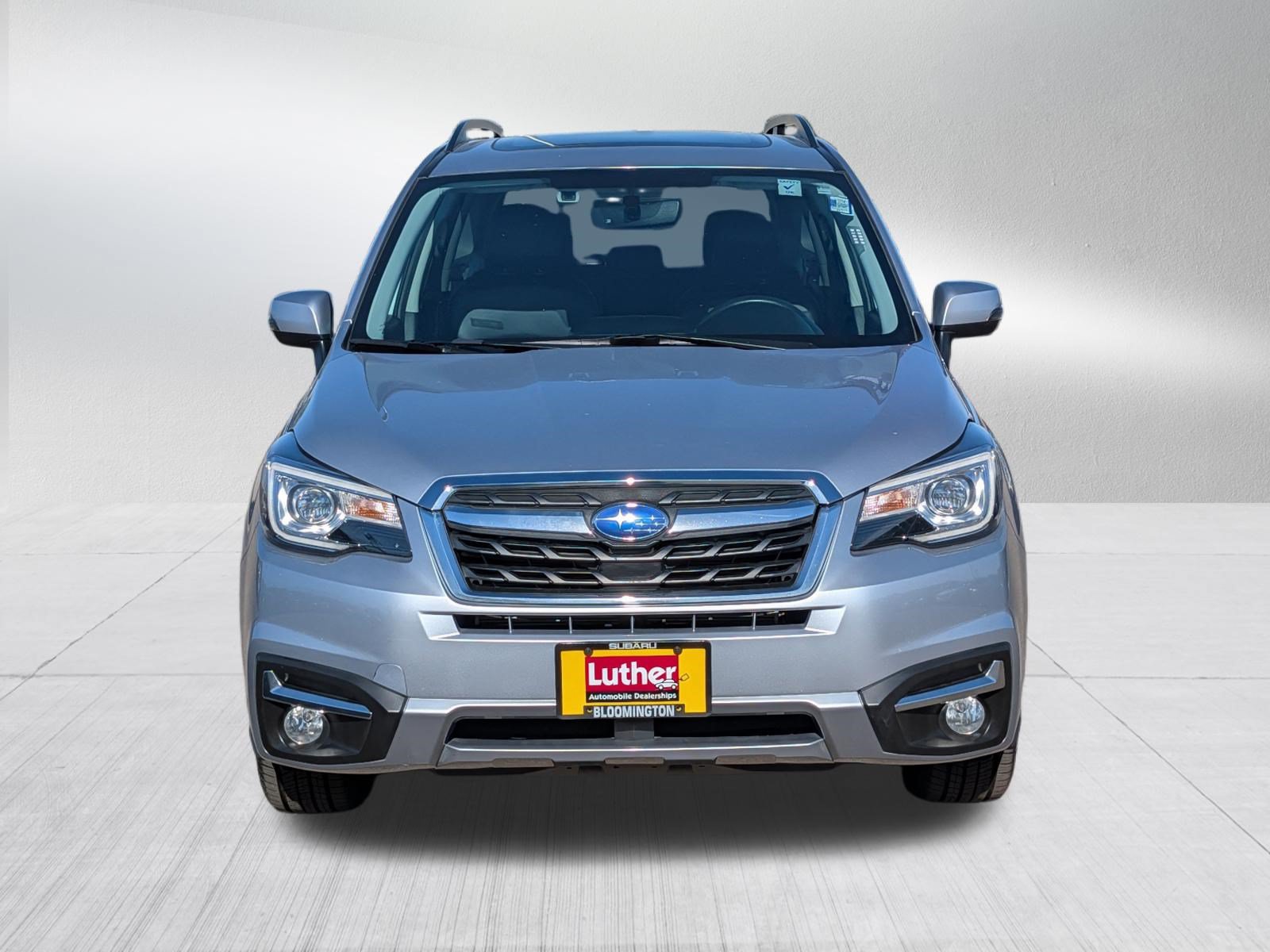 Used 2017 Subaru Forester 2.5i Touring AWD/4WD image 2