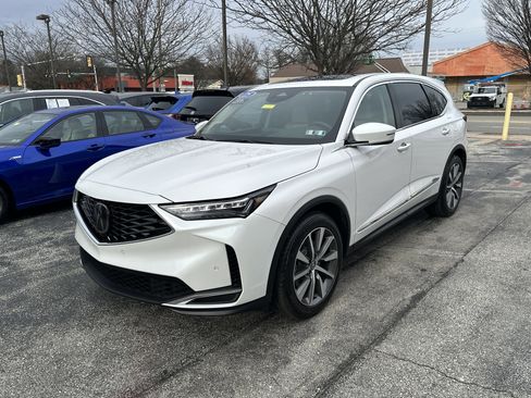 Certified 2025 Acura MDX SH-AWD w/ Technology Package image 2