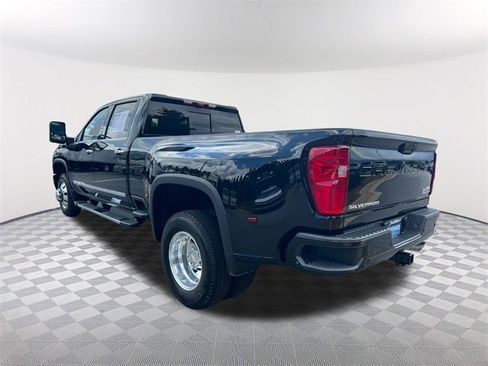 Used 2025 Chevrolet Silverado 3500 High Country w/ High Country Premium Package image 7