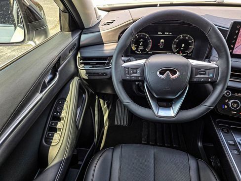 New 2026 INFINITI QX60 Luxe image 35