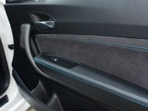 Used 2018 BMW M2 image 30