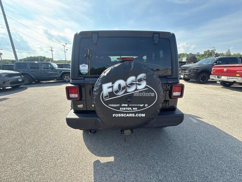 Used 2023 Jeep Wrangler Sport AWD/4WD image 4
