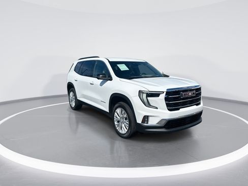 Used 2024 GMC Acadia Elevation w/ Luxury Package FWD image 2