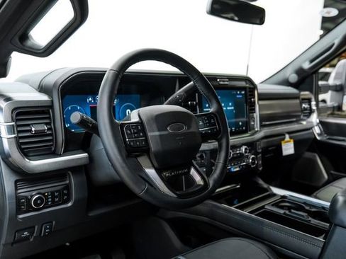 Used 2026 Ford F250 Platinum AWD/4WD image 16