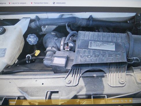Used 2013 Chevrolet Express 2500 RWD image 24