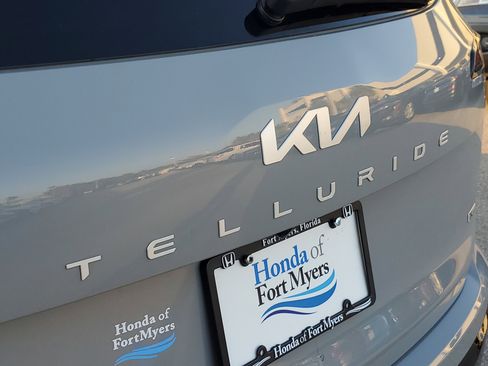 Used 2024 Kia Telluride SX X-Pro image 10