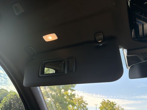 Used 2025 BMW X3 xDrive30i w/ Premium Package AWD/4WD image 21