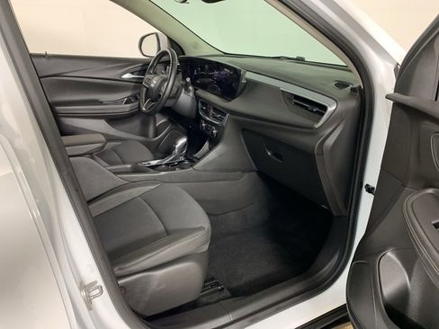Used 2025 Buick Encore GX Preferred image 35