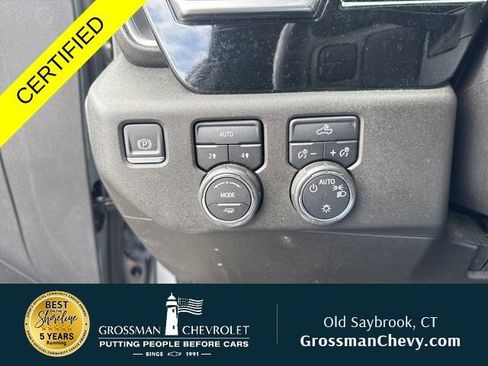 Used 2023 Chevrolet Silverado 1500 LT AWD/4WD image 19