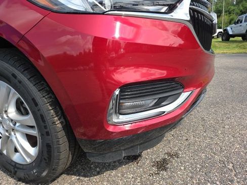 Used 2020 Buick Enclave Essence FWD image 29
