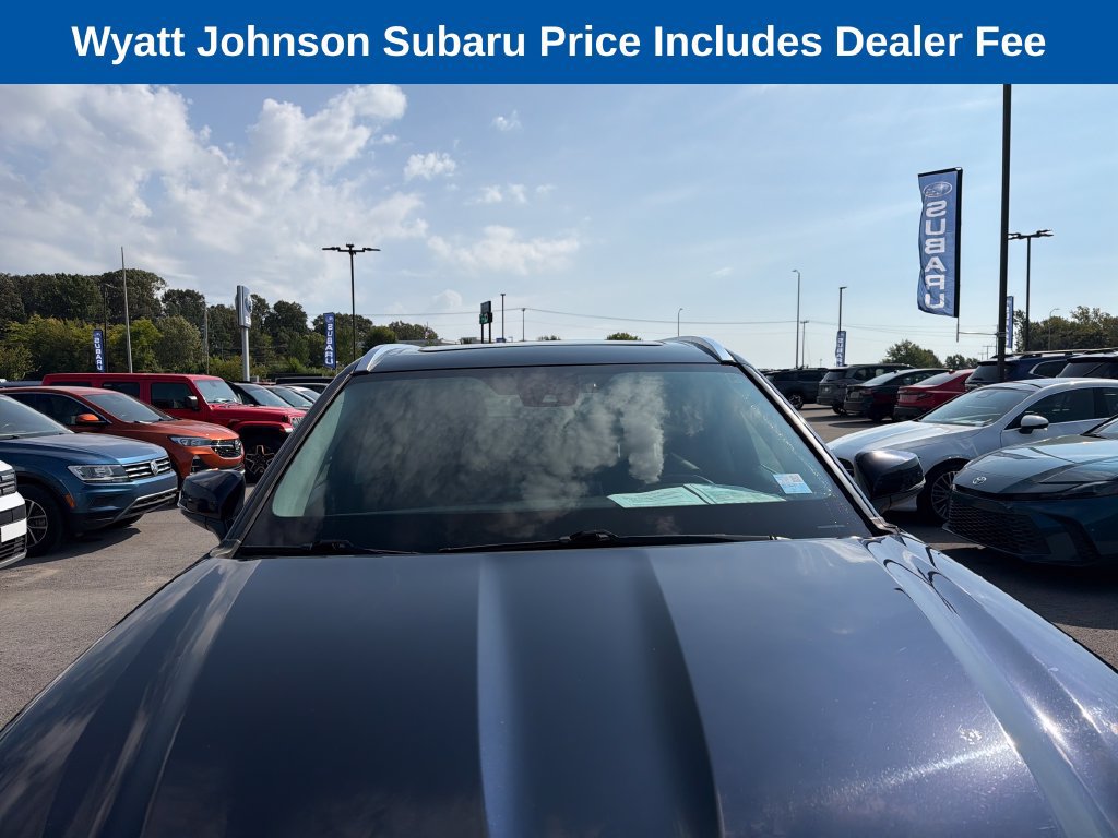 Used 2021 Toyota Highlander XLE AWD/4WD image 17
