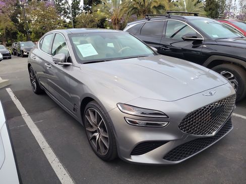 Used 2026 Genesis G70 2.5T Prestige RWD image 2