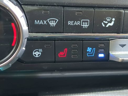 Certified 2021 Ford F150 Platinum w/ Equipment Group 701A High AWD/4WD image 22