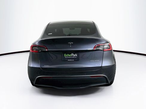 Used 2021 Tesla Model Y Long Range AWD/4WD image 7