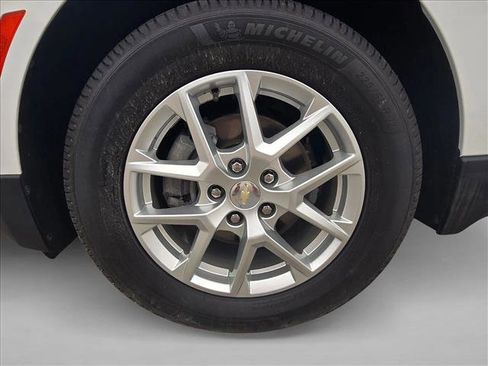 Used 2022 Chevrolet Equinox LT FWD image 23