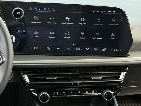 New 2026 Chevrolet Traverse LT image 16