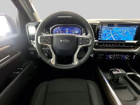 Used 2025 Chevrolet Silverado 1500 RST w/ Texas Edition Plus RWD image 6