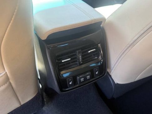 Used 2019 Toyota Avalon Limited w/ Advanced Safety Package FWD image 19