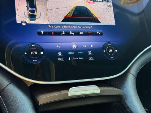 Certified 2023 Mercedes-Benz EQS 580 4MATIC Sedan image 24