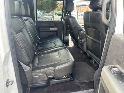 Used 2014 Ford F250 Lariat w/ Chrome Package image 30