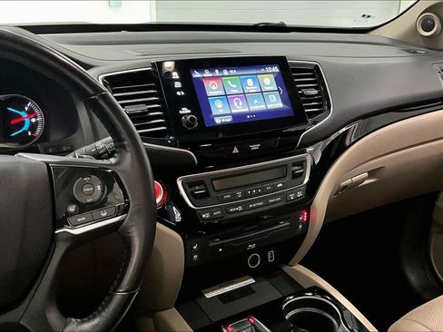 Used 2019 Honda Pilot Elite image 14