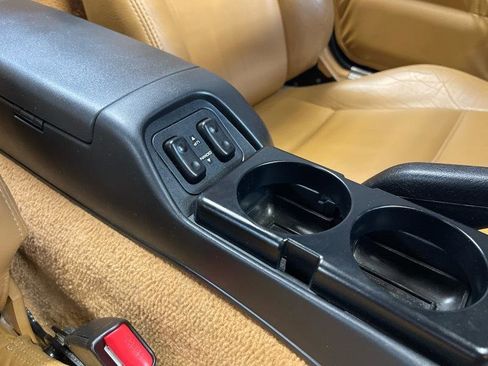 Used 1995 MAZDA MX-5 Miata M-Edition RWD image 35