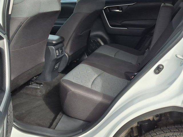 Certified 2025 Toyota RAV4 XLE AWD/4WD image 16
