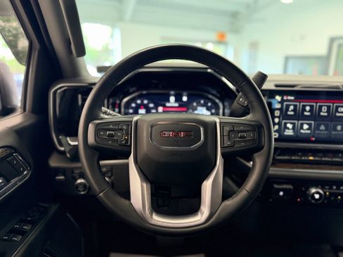 Used 2023 GMC Sierra 1500 Elevation w/ X31 Off-Road Package image 18