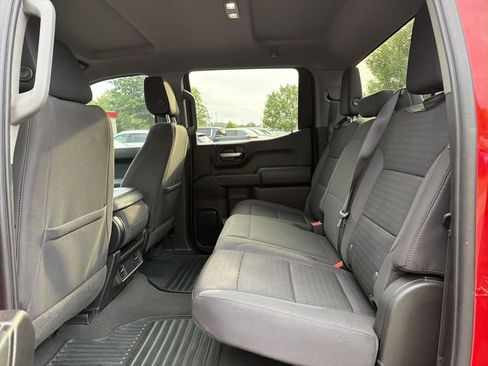 Used 2022 Chevrolet Silverado 1500 Custom AWD/4WD image 19
