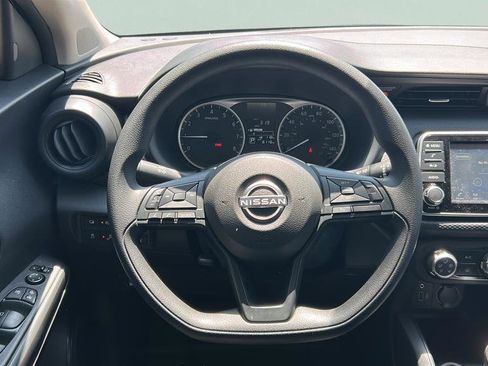 Certified 2025 Nissan Kicks Play S FWD image 18