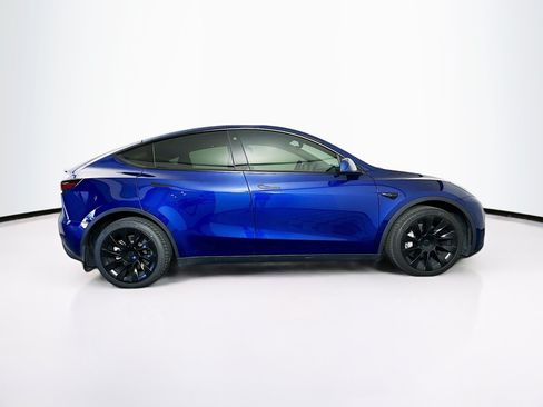 Used 2021 Tesla Model Y Long Range AWD/4WD image 10