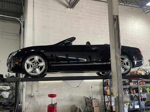 Used 2012 Bentley Continental GT AWD/4WD image 90