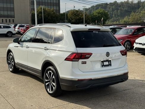 Used 2023 Volkswagen Tiguan S image 3