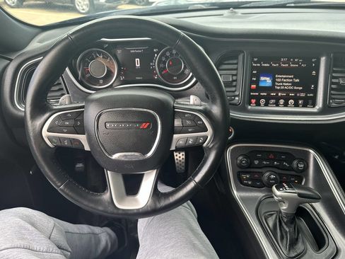 Used 2015 Dodge Challenger R/T Plus RWD image 22