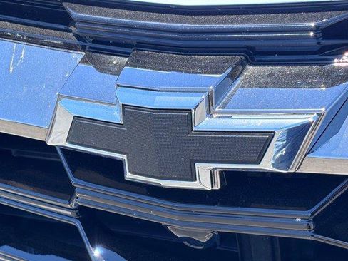 Used 2026 Chevrolet Equinox ACTIV FWD image 7