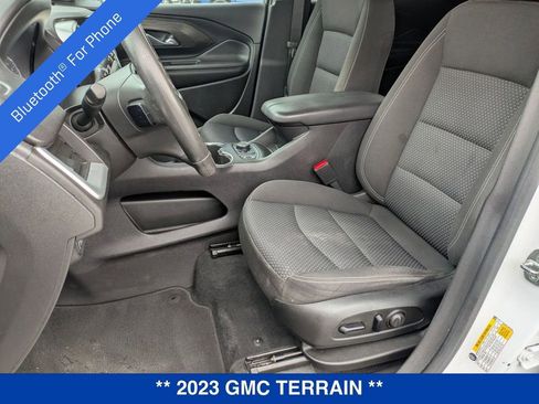 Certified 2023 GMC Terrain SLE w/ Driver Convenience Package image 17