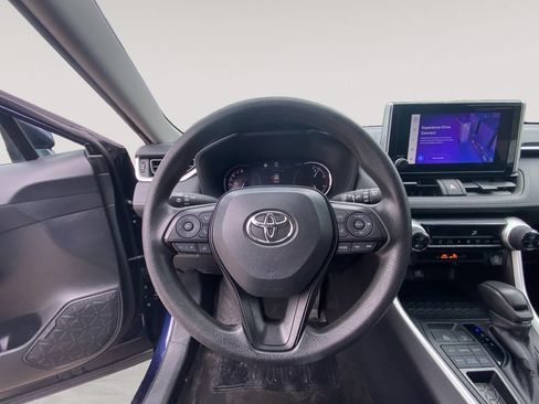 Used 2024 Toyota RAV4 XLE AWD/4WD image 12