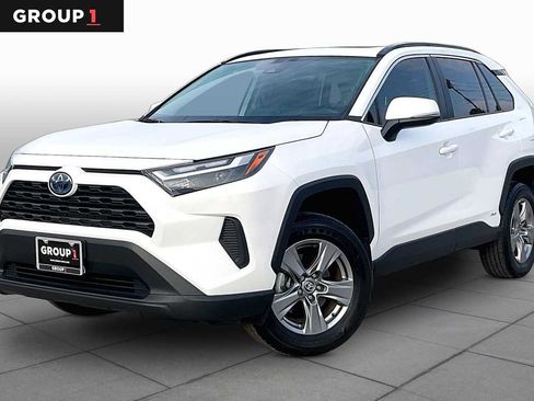 Used 2024 Toyota RAV4 XLE w/ Convenience Package AWD/4WD image 1
