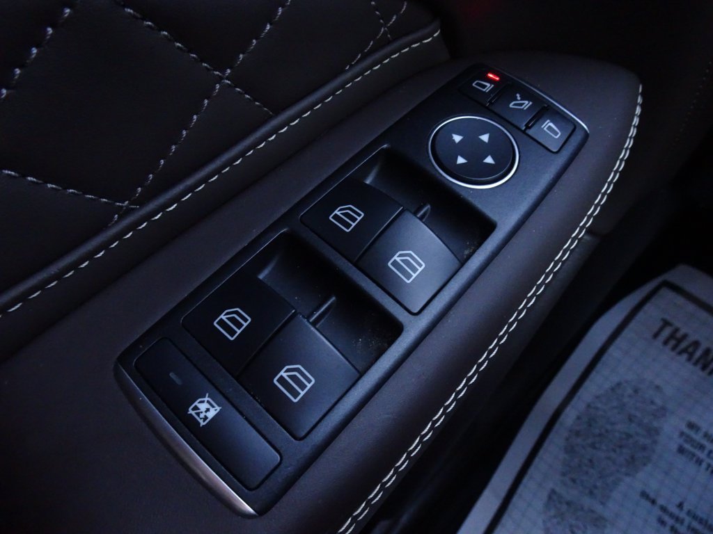 Used 2018 Mercedes-Benz GLS 550 4MATIC image 29