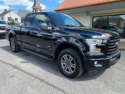 Used 2017 Ford F150 XLT w/ Equipment Group 302A Luxury image 6