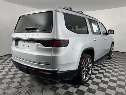 Used 2023 Jeep Wagoneer Series II w/ Premium Group I AWD/4WD image 8